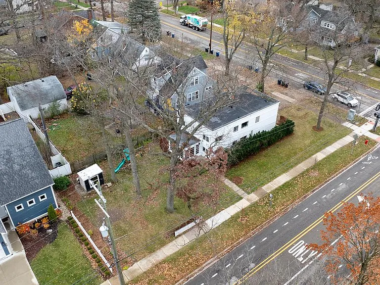 814 Pauline Blvd #2 — Photo 31