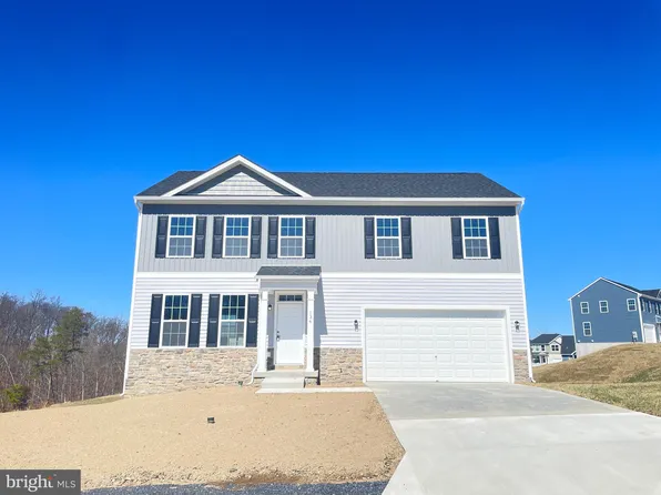 136 Thyme Way, Bunker Hill, WV 25413