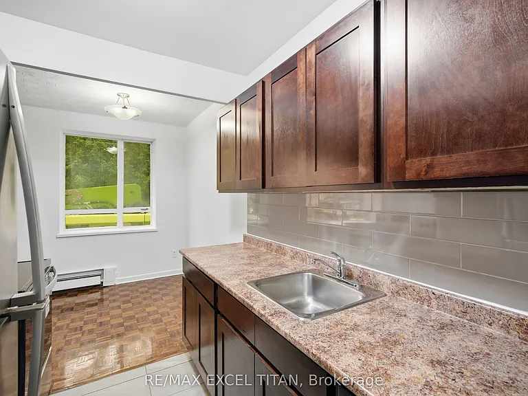 2895 Bathurst St #108 — Photo 17