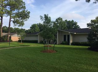 3301 Nottingham St, Pearland, TX 77581