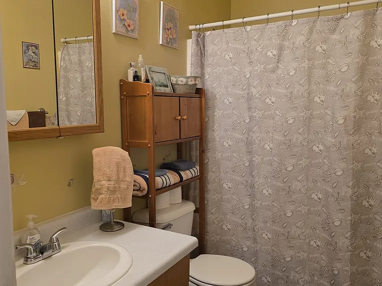 1465 N North Cedar Blvd — Photo 7