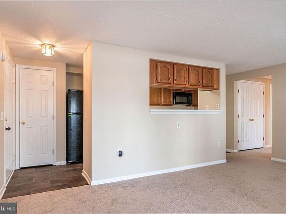 3rd image of 611 Himes Ave APT 104