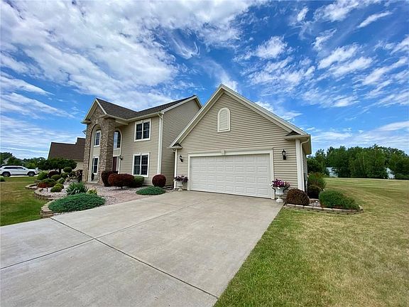 4th image of 445 Thyme Dr