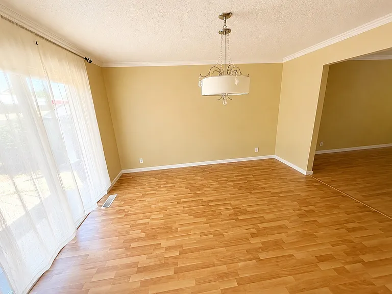 8521 James Ave NE — Photo 5