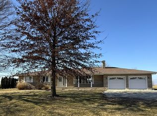 2832 State Route 17, Galva, IL 61434