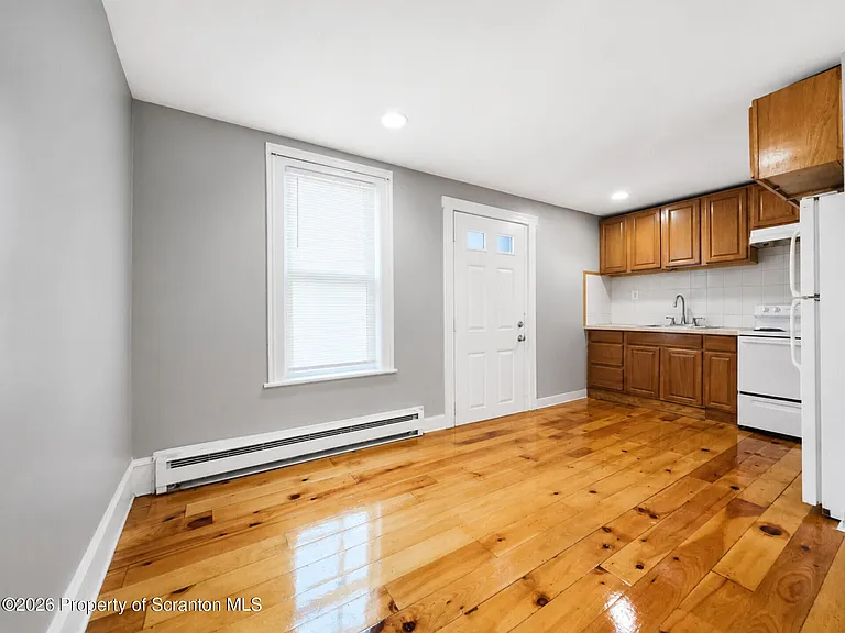 605 Spring St #1 — Photo 4