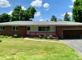 43 Hawley Rd, Niverville, NY 12130