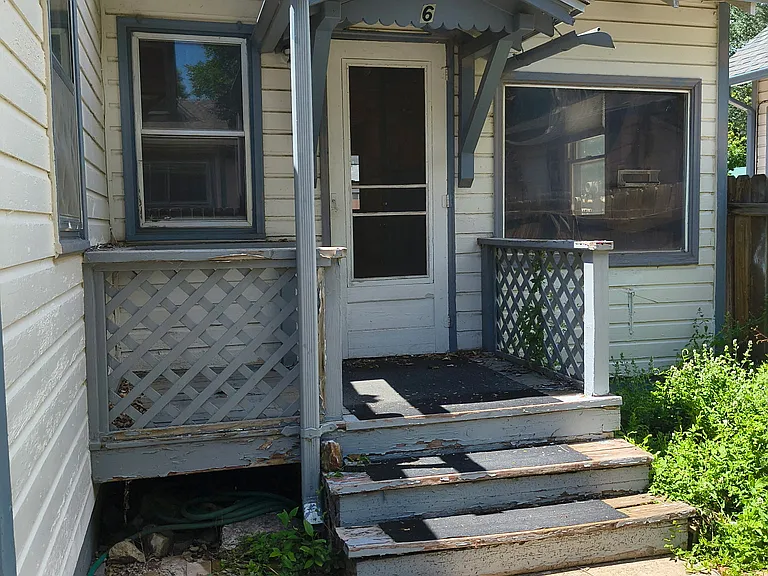 6 S Rutherford Ave — Photo 15