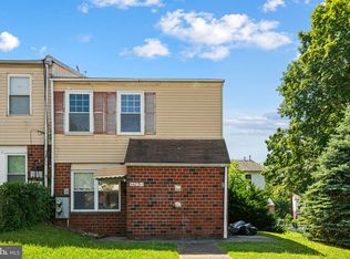 9427 Fairgreen Ln, Philadelphia, PA 19114