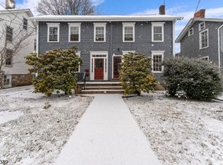 22 Park Ave, Flemington, NJ 08822