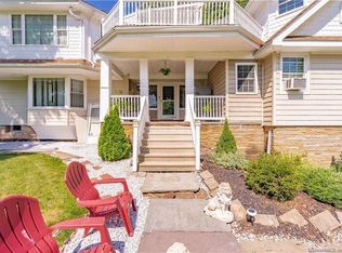 10 Overbrook Farm Rd, Bloomfield, CT 06002