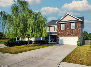 634 Trainmaster Dr, Maryville, TN 37804