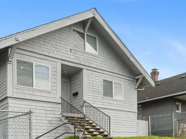 4746 7th Ave NE, Seattle, WA 98105