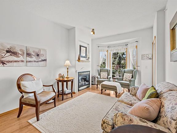 3rd image of 728 SW Country Hills Rd NW #317