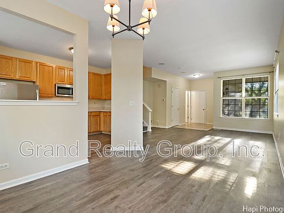 4th image of 1364 Longchamps Ct