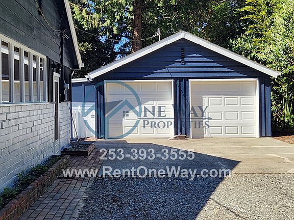 2nd image of 4704 Grandview Dr W