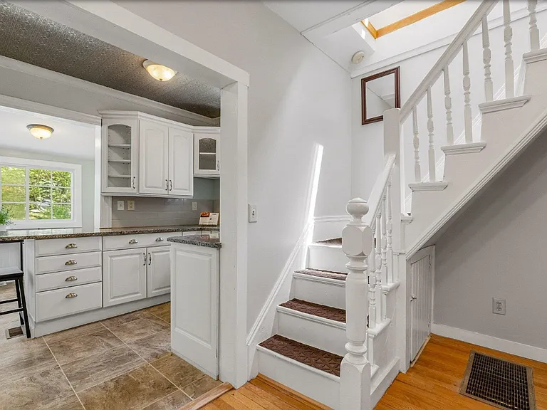 25 Mill St #25B — Photo 14