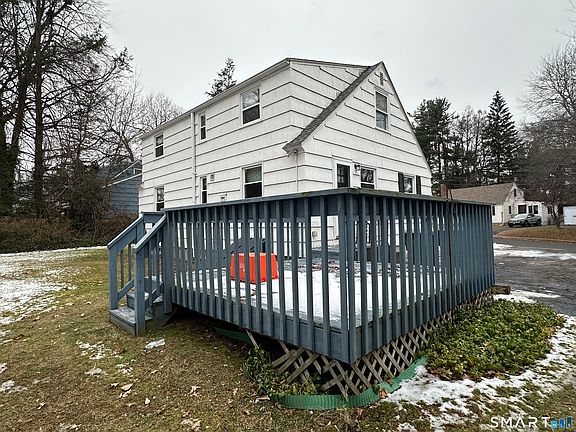 4th image of 932 Worthy Street