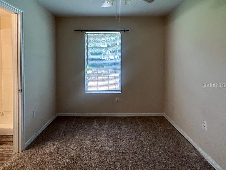 3911 SW 27th St #8 — Photo 12
