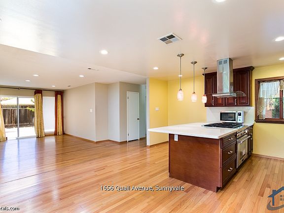 3rd image of 1656 Quail Ave
