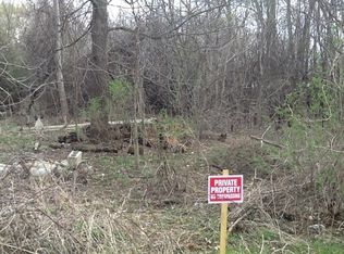 26157 W Elm Tree Rd, Antioch, IL 60002