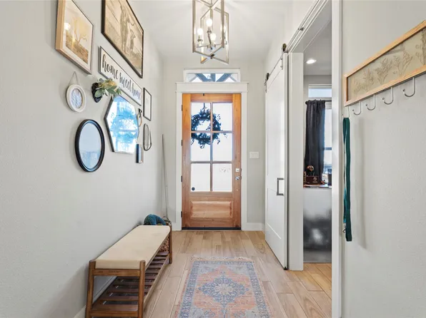 2041 Carrie Ct, Weatherford, TX 76088