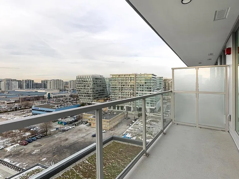 6633 Buswell St #1202 — Photo 19