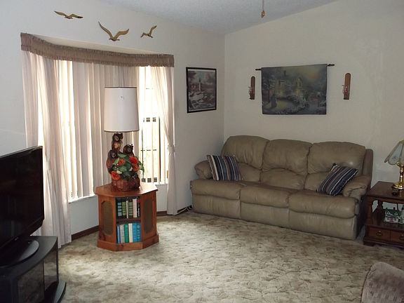 5th image of 8645 N Creek Way