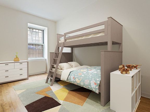 5th image of 33 W 93rd St #1M