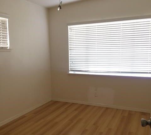 4th image of 409 Ardilla Ave