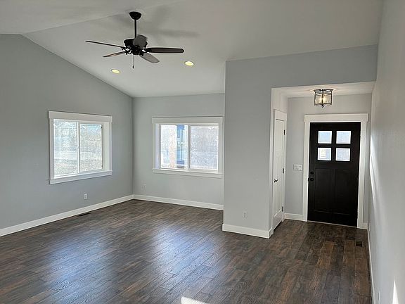 3rd image of 2871 Ashley Ave