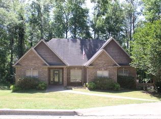 227 Cahaba Ridge Dr, Trussville, AL 35173