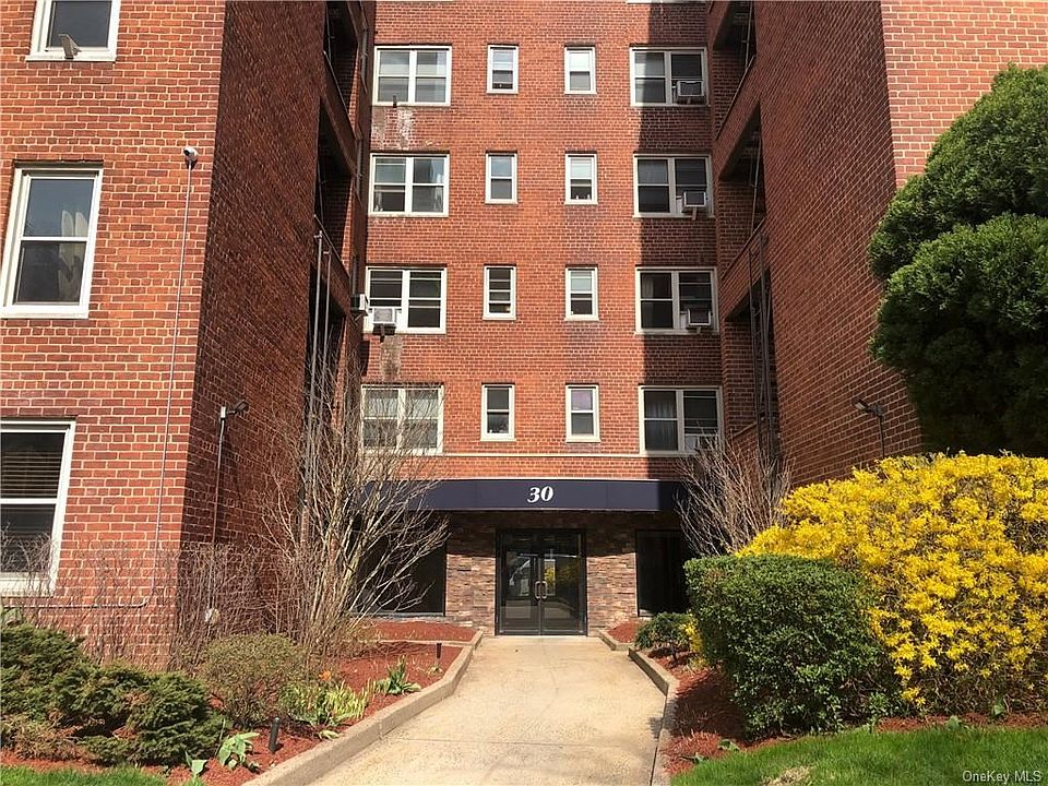 1st image of 30 N Broadway APT 6H