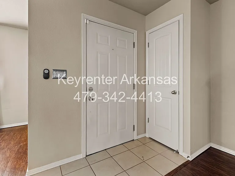 1481 Holland Dr — Photo 12
