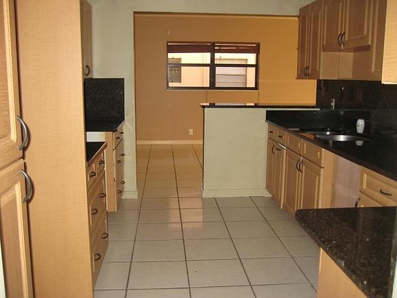 3rd image of 2700 S University Dr APT 4C