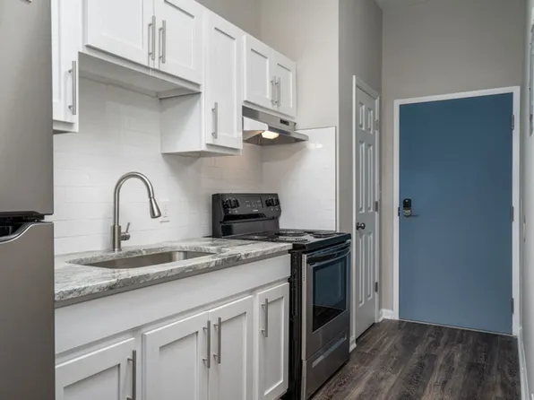 Historic Colonial Square, 300 Goldsboro St E APT 101, Wilson, NC 27893