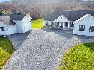 978 Pine Rd, Carlisle, PA 17015