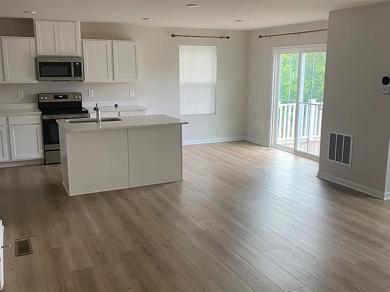 149 Thicket Dr — Photo 6