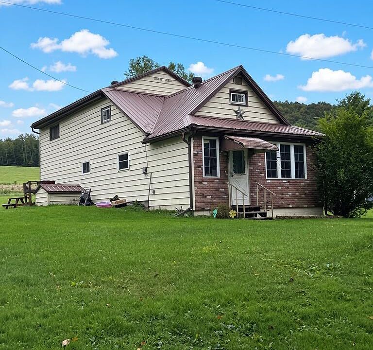 1st image of 2004 E Valley Rd