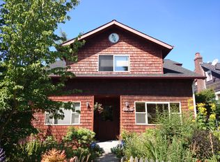 6043 48th Ave SW, Seattle, WA 98136