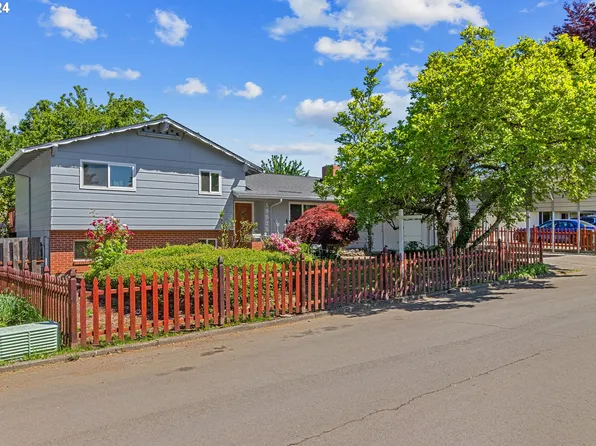 19525 SW Cascadia St, Beaverton, OR 97078