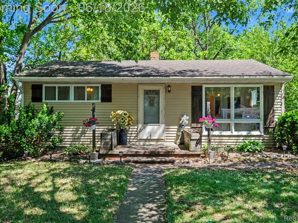 204 W Monroe St, Durand, MI 48429