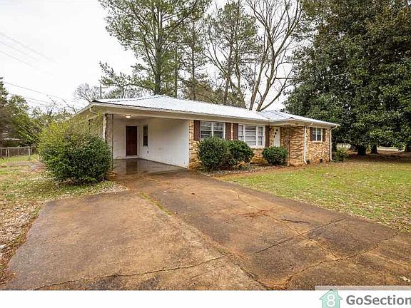 2nd image of 1404 Club View Dr NW