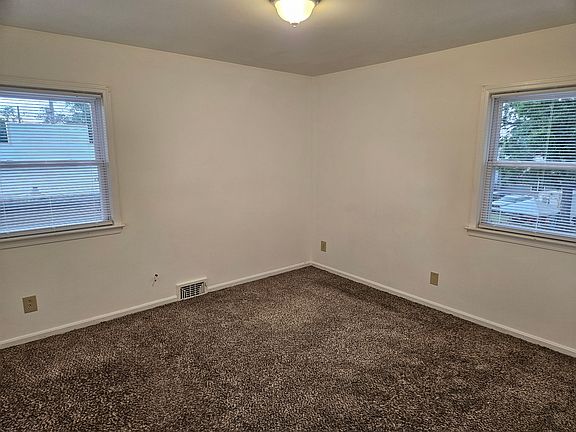 4th image of 2202 Steier Ln