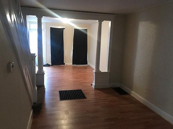 2nd image of 781 Beatty St