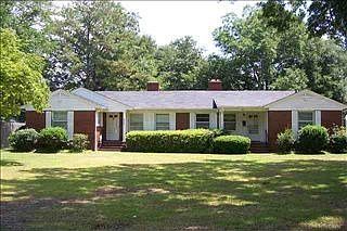 1st image of 405 E Richardson Cir