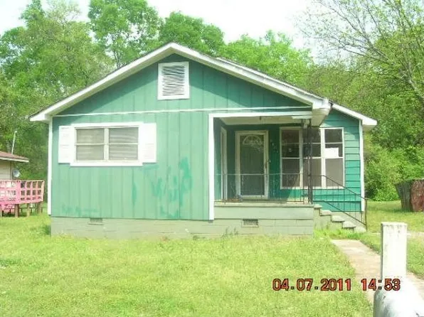 5825 Ellington St, Birmingham, AL 35228