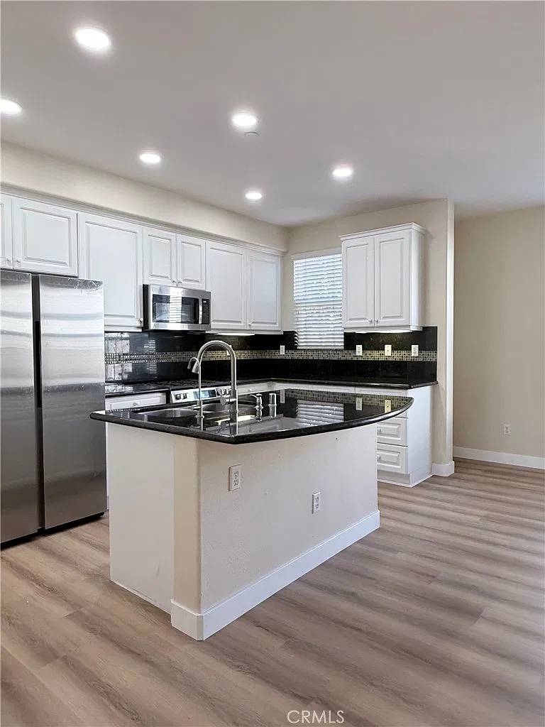 3538 Torrance Blvd — Photo 3