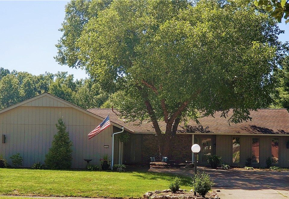 1st image of 9746 Brookstone Way