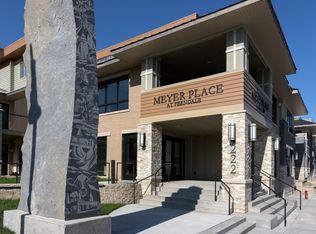 222 Ferndale Rd S #101, Wayzata, MN 55391